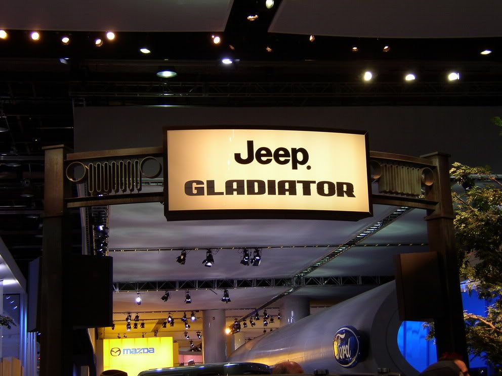 Detroit auto show jeep gladiator #3
